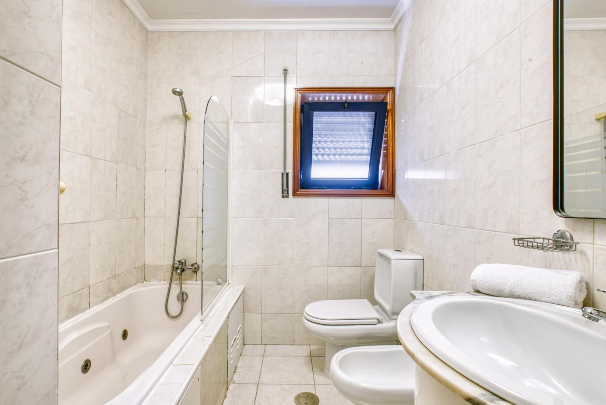 Apartamento T1- Gaia Zona.Comercial Віла-Нова-де-Гая Екстер'єр фото