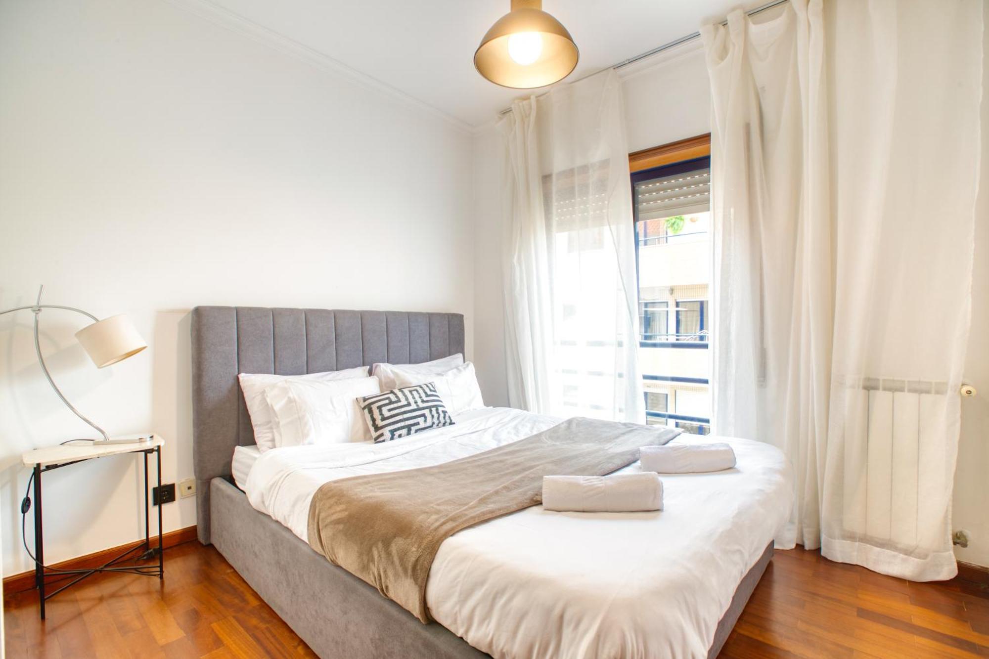 Apartamento T1- Gaia Zona.Comercial Віла-Нова-де-Гая Екстер'єр фото